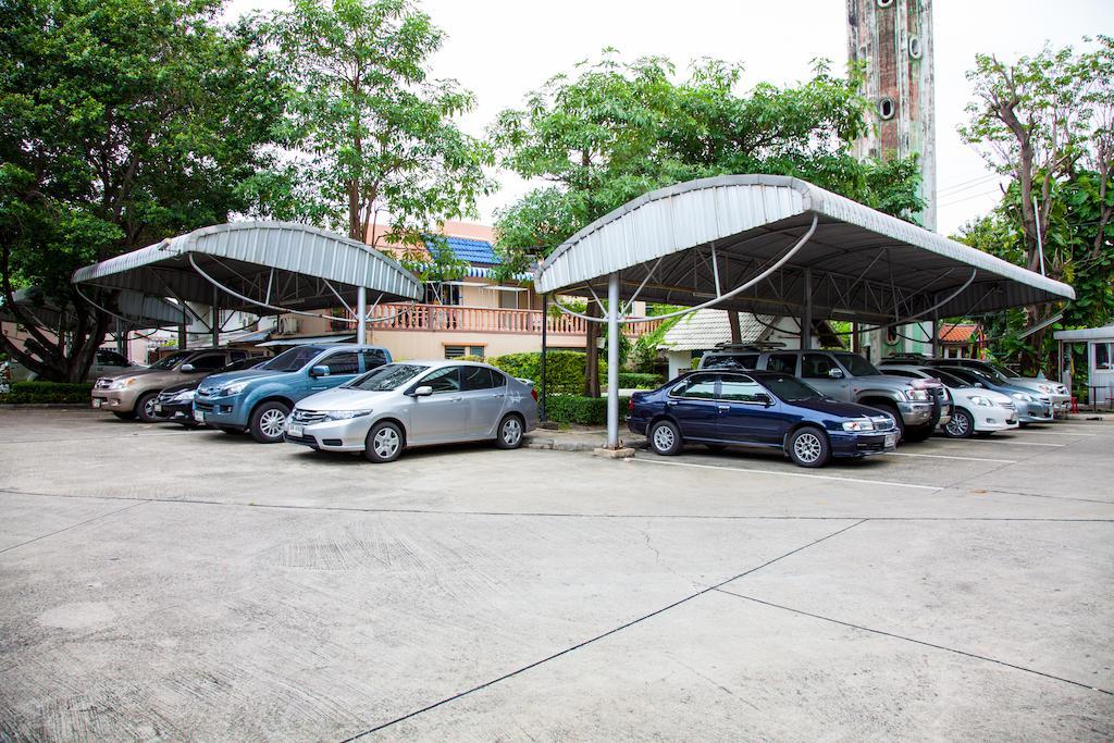 Hotel Happyland Mansion Bangkok Exterior foto