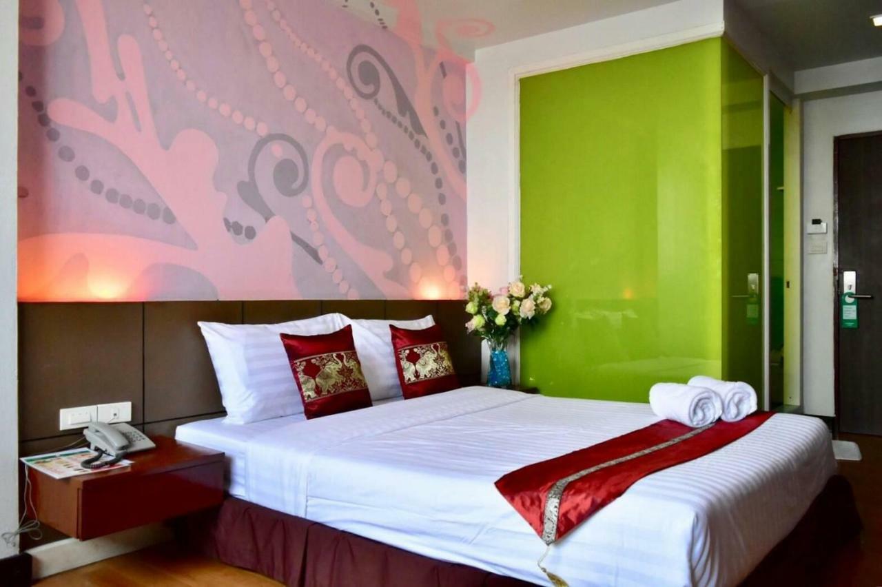 Hotel Happyland Mansion Bangkok Exterior foto